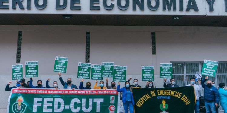 ¡EXIGIMOS EL PAGO DEL BONO DE LA LIBERALIDAD!