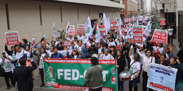 10 de octubre: ¡Huelga Nacional Indefinida!.