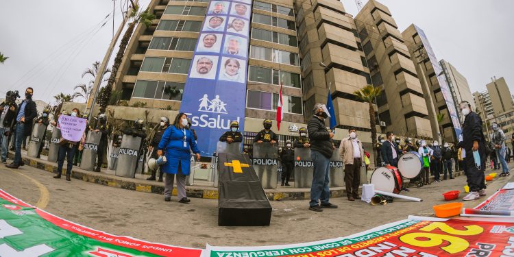 DECRETO DE URGENCIA N° 051-2021: RETORNO LABORAL DEBE CUMPLIR REQUISITOS QUE SALVAGUARDEN LA SALUD DEL TRABAJADOR