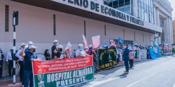 COMO RESULTADO DE NUESTRO PLANTÓN, MINISTERIO DE ECONOMÍA CONVOCA A FED-CUT A REUNIÓN