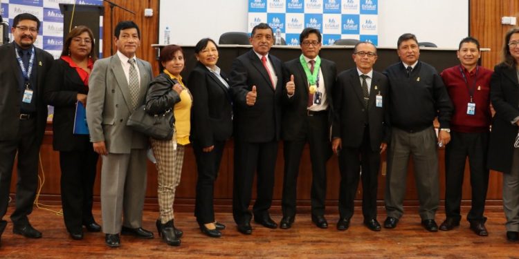 FED-CUT JURAMENTÓ A LA NUEVA JUNTA DIRECTIVA DE LA BASE GERENCIA RED ASISTENCIAL JUNÍN