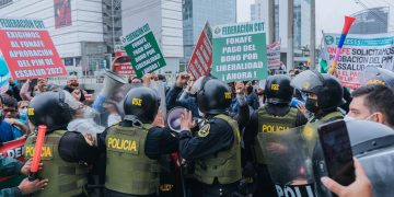 FALTA DE DECISIÓN POLÍTICA DE ALTA DIRECCIÓN NO HIZO POSIBLE EL PAGO DEL BONO A LOS TRABAJADORES DE LOS REGÍMENES LABORALES 276 Y CAS